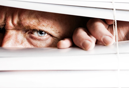 Desconfiando de Todos: o Transtorno de Personalidade Paranoide